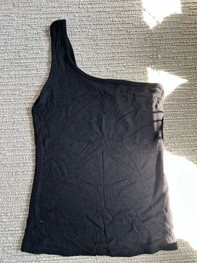 One-Shoulder Black Knit Tank - Classic Minimalist